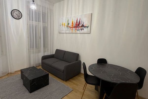 Predaj bytu 1-izbový 40 m², Bořivojova, Praha Predaj bytu 1-izbový 40 m², Bořivojova, Praha