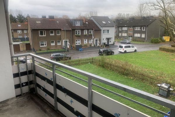 Prenájom bytu 3-izbový 65 m², Voßstr. 21, Duisburg Prenájom bytu 3-izbový 65 m², Voßstr. 21, Duisburg