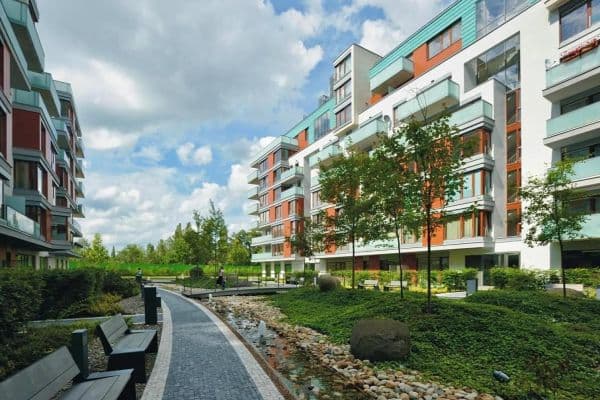 Prenájom bytu 2-izbový 80 m², Rohanské nábřeží, Praha Prenájom bytu 2-izbový 80 m², Rohanské nábřeží, Praha