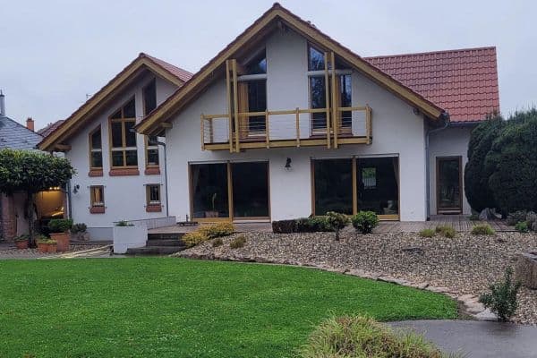 Predaj domu 208 m², pozemek 1.503 m², Ritter-Honius-Str. 15, Rohrbach Predaj domu 208 m², pozemek 1.503 m², Ritter-Honius-Str. 15, Rohrbach