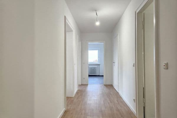 Prenájom bytu 2-izbový 68 m², Agnes-Bernauer-Straße 73, München, Bavorsko Prenájom bytu 2-izbový 68 m², Agnes-Bernauer-Straße 73, München, Bavorsko