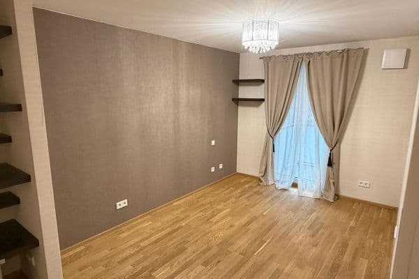 Prenájom bytu 2-izbový 54 m², Königsberger Strasse 30, Frankfurt Prenájom bytu 2-izbový 54 m², Königsberger Strasse 30, Frankfurt