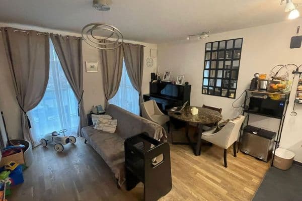 Prenájom bytu 2-izbový 54 m², Königsberger Strasse 30, Frankfurt, Hesensko Prenájom bytu 2-izbový 54 m², Königsberger Strasse 30, Frankfurt, Hesensko