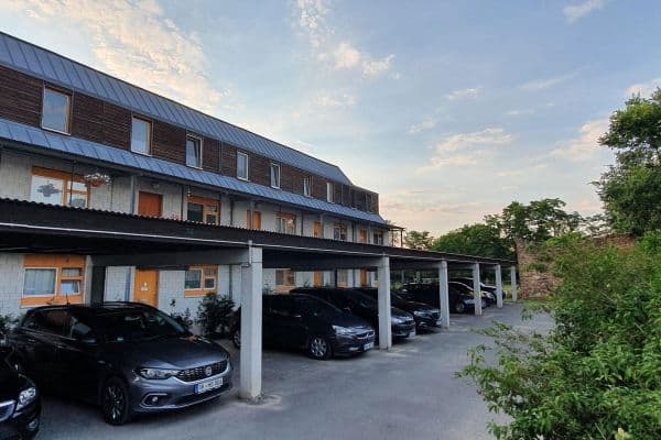 Prenájom bytu 3-izbový 90 m², Hinterstrasse 9, Zinndorf Prenájom bytu 3-izbový 90 m², Hinterstrasse 9, Zinndorf