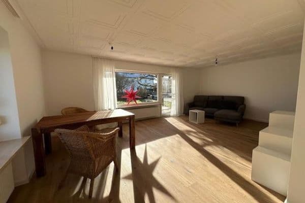 Prenájom bytu 3-izbový 95 m², Brunnthal, Bavorsko Prenájom bytu 3-izbový 95 m², Brunnthal, Bavorsko