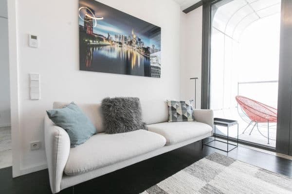 Prenájom bytu 2-izbový 57 m², Europa Allee 2, Frankfurt, Hesensko Prenájom bytu 2-izbový 57 m², Europa Allee 2, Frankfurt, Hesensko