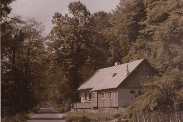 Predaj rekreačného objektu 97 m², pozemek 3.000 m², Železný Brod Predaj rekreačného objektu 97 m², pozemek 3.000 m², Železný Brod