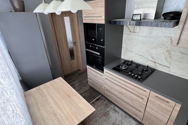 Predaj bytu 4-izbový 85 m², Budovatelů, Jablonec nad Nisou Predaj bytu 4-izbový 85 m², Budovatelů, Jablonec nad Nisou