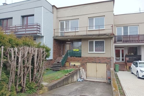 Predaj domu 180 m², pozemek 637 m², Řadová, Havířov Predaj domu 180 m², pozemek 637 m², Řadová, Havířov