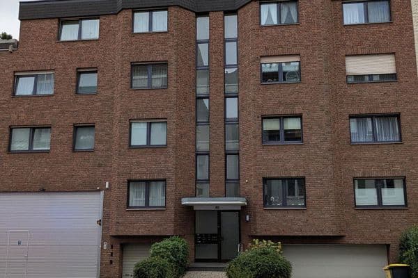 Prenájom bytu 3-izbový 85 m², Bahlenstrasse 183, Düsseldorf, Severné Porýnie - Westfálsko Prenájom bytu 3-izbový 85 m², Bahlenstrasse 183, Düsseldorf, Severné Porýnie - Westfálsko