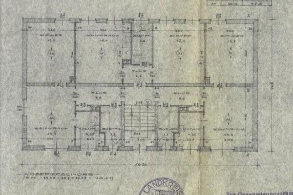Predaj domu 900 m², pozemek 2.940 m², Weetzer Kirchweg 6, Ronnenberg Predaj domu 900 m², pozemek 2.940 m², Weetzer Kirchweg 6, Ronnenberg