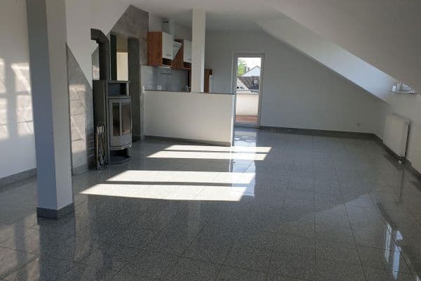 Predaj bytu 3-izbový 85 m², Nordrhein-Westfalen - Langenfeld Predaj bytu 3-izbový 85 m², Nordrhein-Westfalen - Langenfeld