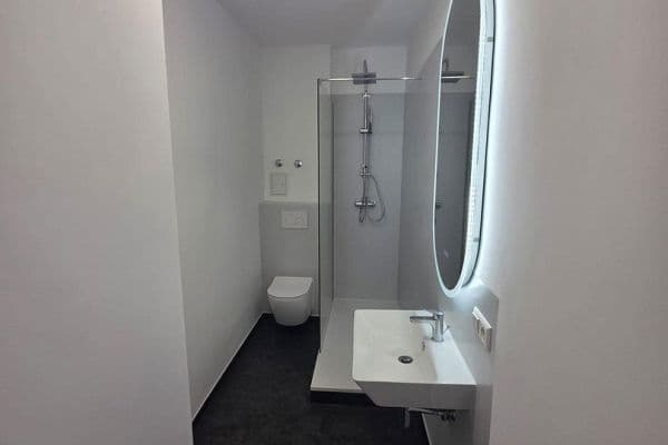 Predaj bytu 2-izbový 57 m², Eosander Str.36, Berlin, Berlín Predaj bytu 2-izbový 57 m², Eosander Str.36, Berlin, Berlín