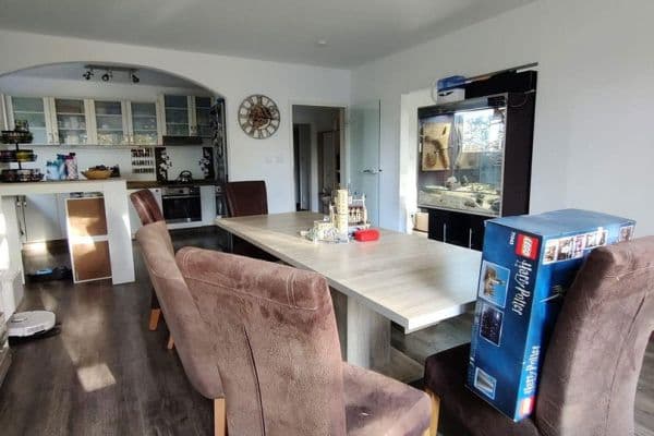 Predaj bytu 5-izbový 100 m², Laatzen Predaj bytu 5-izbový 100 m², Laatzen