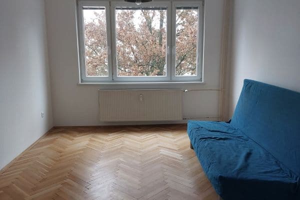 Prenájom bytu 3-izbový 75 m², Československej armády, Banská Bystrica Prenájom bytu 3-izbový 75 m², Československej armády, Banská Bystrica