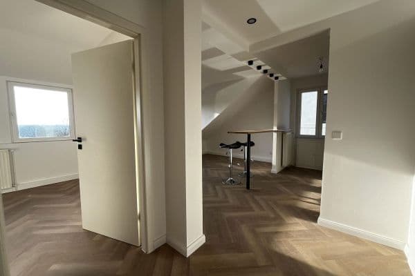 Predaj bytu 2-izbový 43 m², Osterdeich 75, Bremen, Brémy Predaj bytu 2-izbový 43 m², Osterdeich 75, Bremen, Brémy