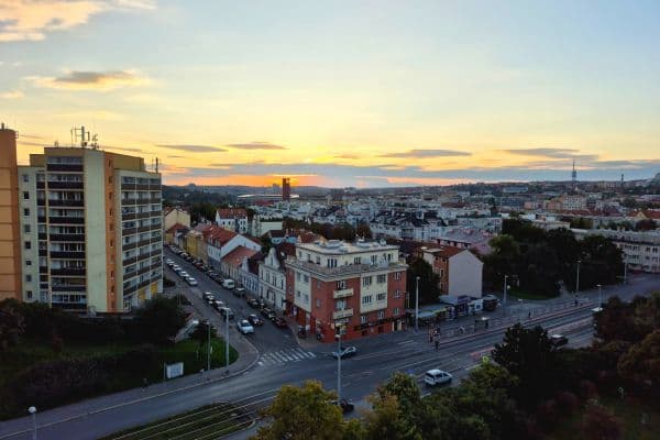 Predaj bytu 3-izbový 73 m², Průběžná, Praha Predaj bytu 3-izbový 73 m², Průběžná, Praha