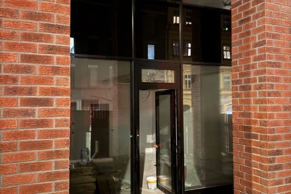 Prenájom nebytového priestoru 39 m², Hartigova, Praha Prenájom nebytového priestoru 39 m², Hartigova, Praha