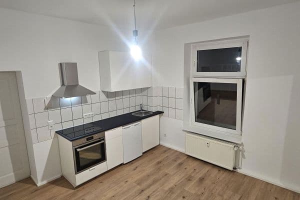 Prenájom bytu 2-izbový 35 m², Gerresheimer Straße, Düsseldorf Prenájom bytu 2-izbový 35 m², Gerresheimer Straße, Düsseldorf