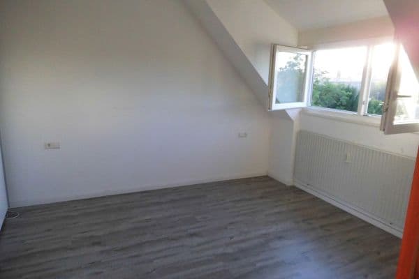 Prenájom bytu 2-izbový 50 m², Marienburger Str. 6, Stuttgart, Bádensko-Wurttembersko Prenájom bytu 2-izbový 50 m², Marienburger Str. 6, Stuttgart, Bádensko-Wurttembersko