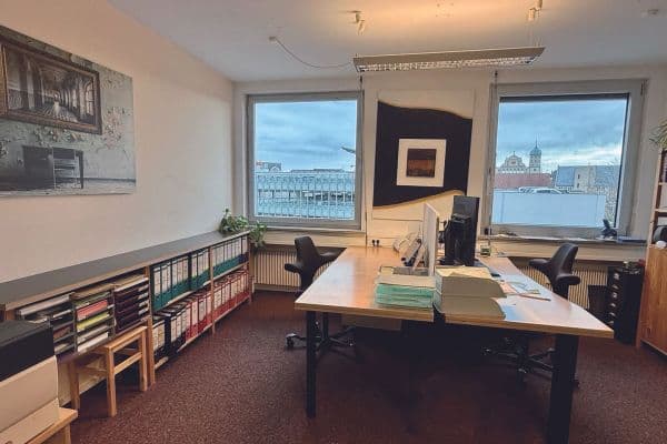 Prenájom kancelárie 45 m², Fuggerstraße 14, Augsburg, Bavorsko Prenájom kancelárie 45 m², Fuggerstraße 14, Augsburg, Bavorsko