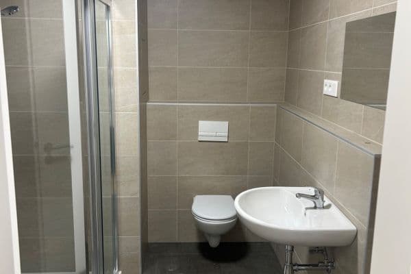 Prenájom bytu 2-izbový 41 m², Vrbenská, České Budějovice Prenájom bytu 2-izbový 41 m², Vrbenská, České Budějovice