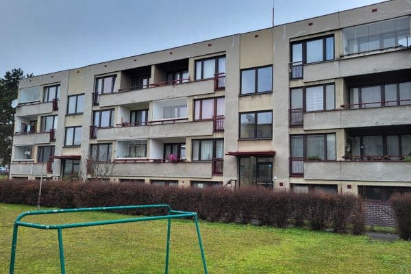 Predaj bytu 3-izbový 64 m², V Parníku, Praha Predaj bytu 3-izbový 64 m², V Parníku, Praha