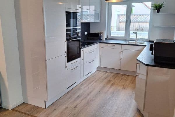 Prenájom bytu 3-izbový 82 m², Hufeisenstraße 27, Eching, Bavorsko Prenájom bytu 3-izbový 82 m², Hufeisenstraße 27, Eching, Bavorsko