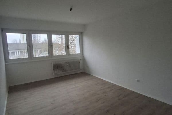 Prenájom bytu 3-izbový 78 m², Rheinstraße 53, Karlsruhe, Bádensko-Wurttembersko Prenájom bytu 3-izbový 78 m², Rheinstraße 53, Karlsruhe, Bádensko-Wurttembersko