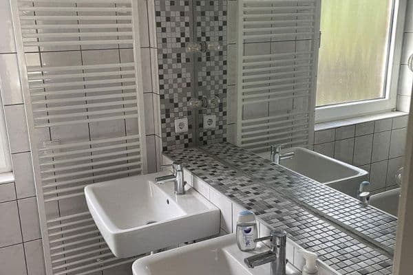 Prenájom bytu 3-izbový 95 m², Ohechausse, Norderstedt Prenájom bytu 3-izbový 95 m², Ohechausse, Norderstedt