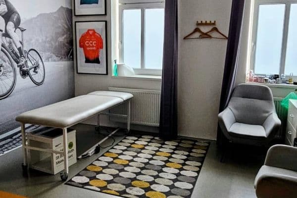 Prenájom nebytového priestoru 32 m², Českomoravská, Praha Prenájom nebytového priestoru 32 m², Českomoravská, Praha