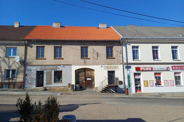 Predaj domu 235 m², pozemek 869 m², Masarykovo náměstí, Zbiroh Predaj domu 235 m², pozemek 869 m², Masarykovo náměstí, Zbiroh