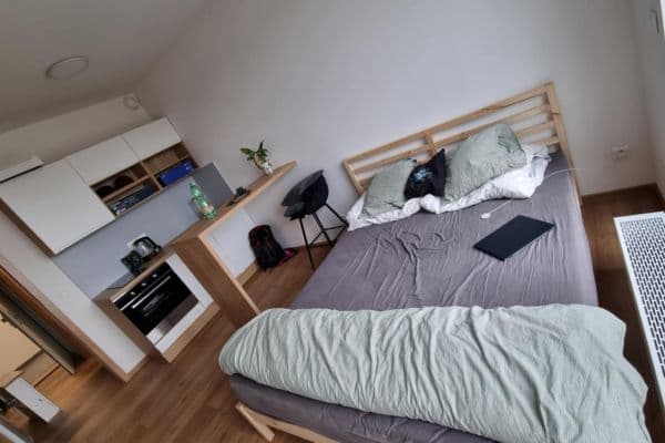 Prenájom bytu 1-izbový 28 m², Aloise Rašína, Olomouc Prenájom bytu 1-izbový 28 m², Aloise Rašína, Olomouc