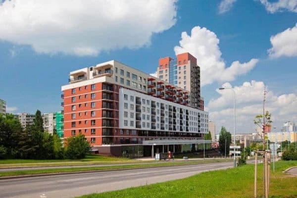 Prenájom bytu 2-izbový 74 m², Jeremiášova, Praha Prenájom bytu 2-izbový 74 m², Jeremiášova, Praha