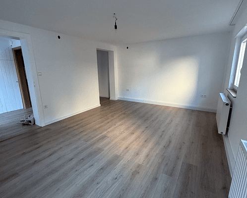 Prenájom bytu 4-izbový 103 m², Landau Prenájom bytu 4-izbový 103 m², Landau