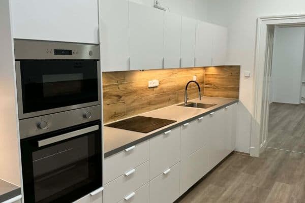 Prenájom bytu 2-izbový 68 m², Grohova, Brno Prenájom bytu 2-izbový 68 m², Grohova, Brno