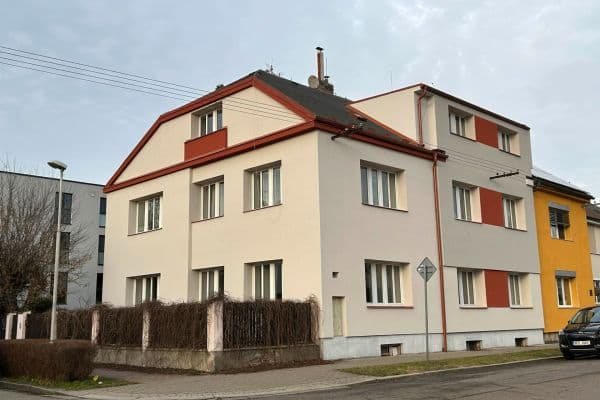 Prenájom bytu 3-izbový 58 m², Wintrova II, Pardubice, Pardubický kraj Prenájom bytu 3-izbový 58 m², Wintrova II, Pardubice, Pardubický kraj
