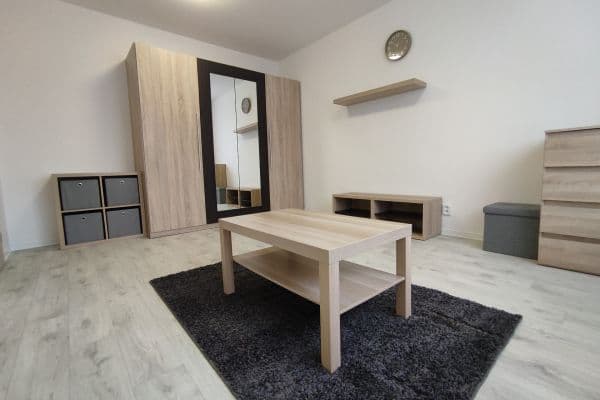 Predaj bytu 1-izbový 40 m², Dolní, Prostějov Predaj bytu 1-izbový 40 m², Dolní, Prostějov