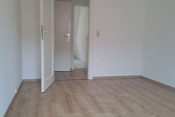 Prenájom bytu 2-izbový 44 m², Othmarsweg 5, Naumburg Prenájom bytu 2-izbový 44 m², Othmarsweg 5, Naumburg