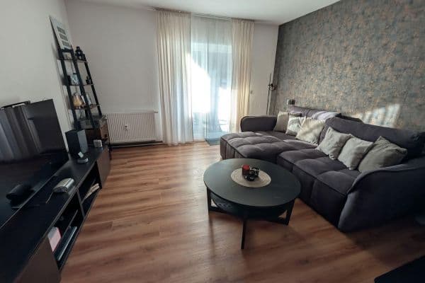 Prenájom bytu 2-izbový 74 m², Mühlhausenerstr. 30, Östringen Prenájom bytu 2-izbový 74 m², Mühlhausenerstr. 30, Östringen