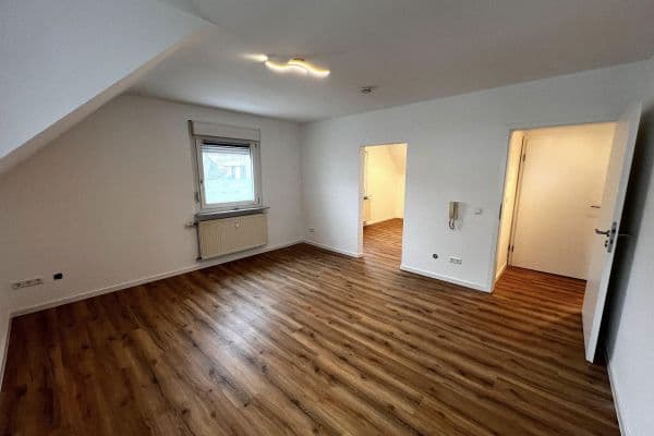 Prenájom bytu 2-izbový 60 m², Östringen Prenájom bytu 2-izbový 60 m², Östringen