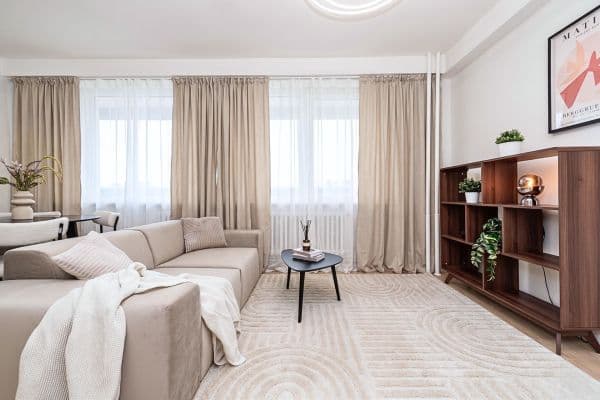 Predaj bytu 4-izbový 94 m², V Dolině, Praha Predaj bytu 4-izbový 94 m², V Dolině, Praha