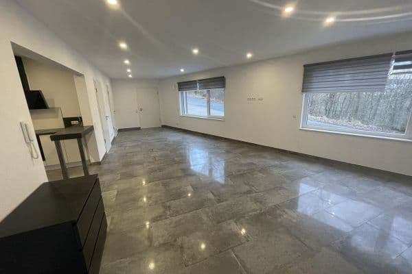 Prenájom bytu 2-izbový 83 m², Weil der Stadt, Bádensko-Wurttembersko Prenájom bytu 2-izbový 83 m², Weil der Stadt, Bádensko-Wurttembersko