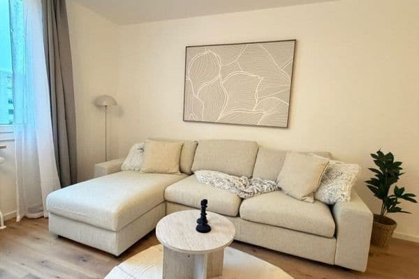 Prenájom bytu 1-izbový 30 m², Von-der-Pforten-Straße 1, München, Bavorsko Prenájom bytu 1-izbový 30 m², Von-der-Pforten-Straße 1, München, Bavorsko