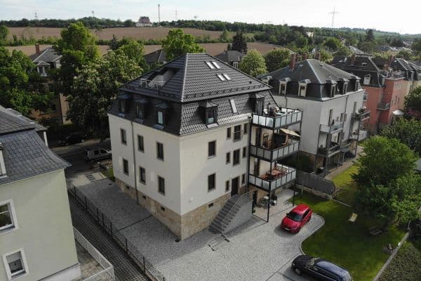 Prenájom bytu 4-izbový 118 m², Boderitzer Straße 72, Dresden Prenájom bytu 4-izbový 118 m², Boderitzer Straße 72, Dresden