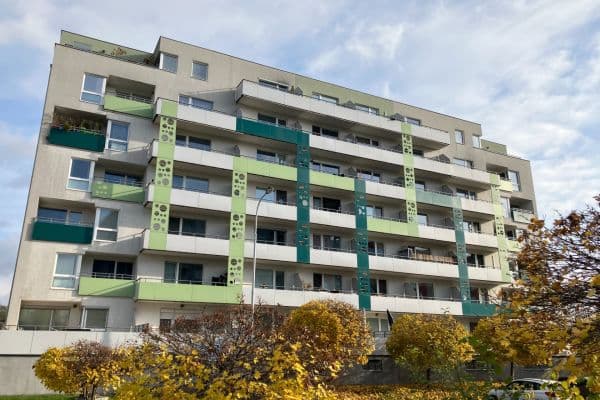 Prenájom bytu 2-izbový 38 m², Hornoměcholupská, Praha Prenájom bytu 2-izbový 38 m², Hornoměcholupská, Praha