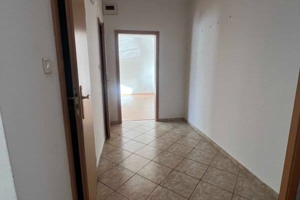 Predaj bytu 3-izbový 67 m², Centrum II., Dubnica nad Váhom Predaj bytu 3-izbový 67 m², Centrum II., Dubnica nad Váhom