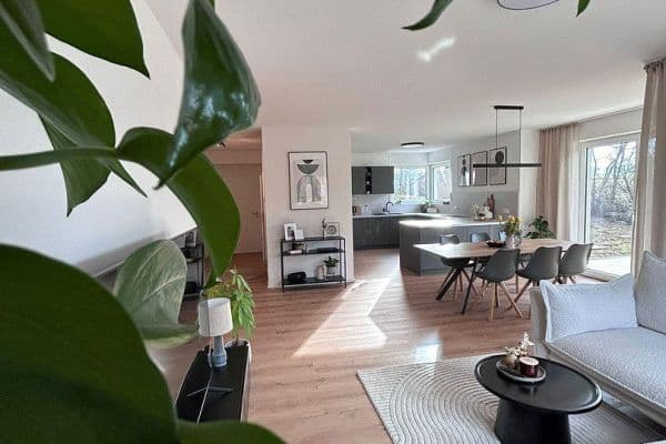 Prenájom bytu 3-izbový 100 m², Horb Prenájom bytu 3-izbový 100 m², Horb