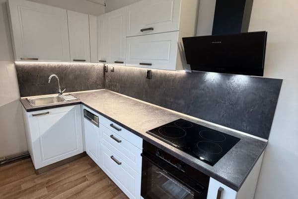 Prenájom bytu 2-izbový 52 m², Bučina, Prachovice Prenájom bytu 2-izbový 52 m², Bučina, Prachovice