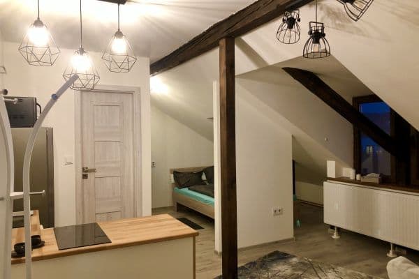 Prenájom bytu Garsoniéra 36 m², U Vršovického nádraží, Praha Prenájom bytu Garsoniéra 36 m², U Vršovického nádraží, Praha